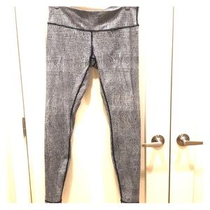 Lululemon size 12 leggings